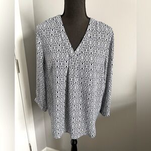 Anne Carson V-neck Blouse